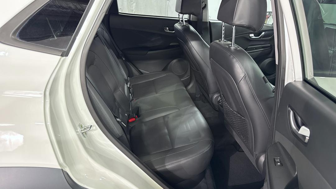 2022 Hyundai Kona Elite (FWD), Automatic, 24384 km, Right Side Rear Door Cabin View