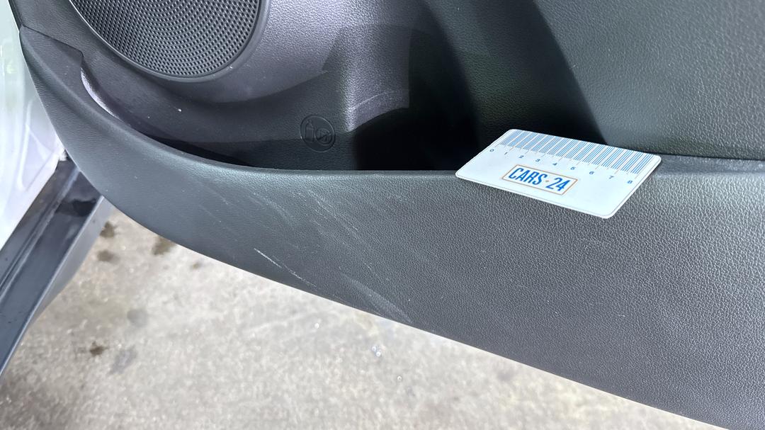 2022 Hyundai Kona Elite (FWD), Automatic, 24384 km, Miscellaneous Interior Scratch