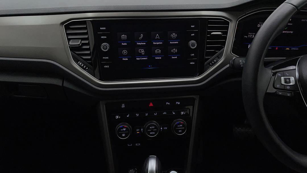 2020 Volkswagen T-roc 110tsi, Automatic, 25964 km, Center Console