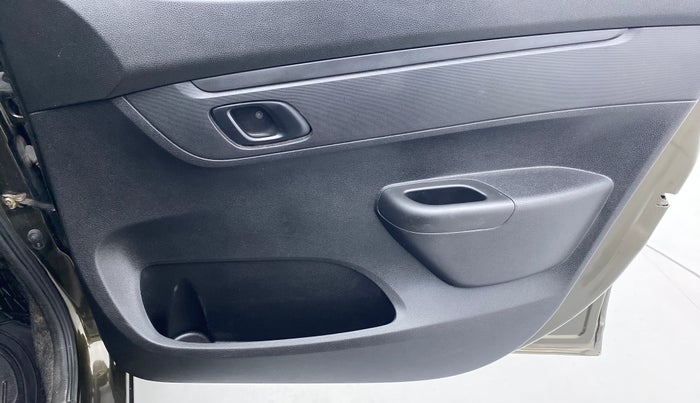 2019 Renault Kwid RXL, Petrol, Manual, 33,957 km, Driver Side Door Panels Control