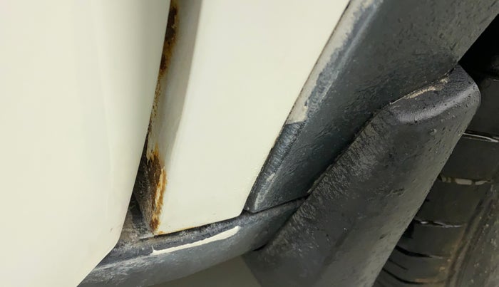 2019 Tata NEXON XM PETROL, Petrol, Manual, 95,225 km, Right fender - Slight discoloration