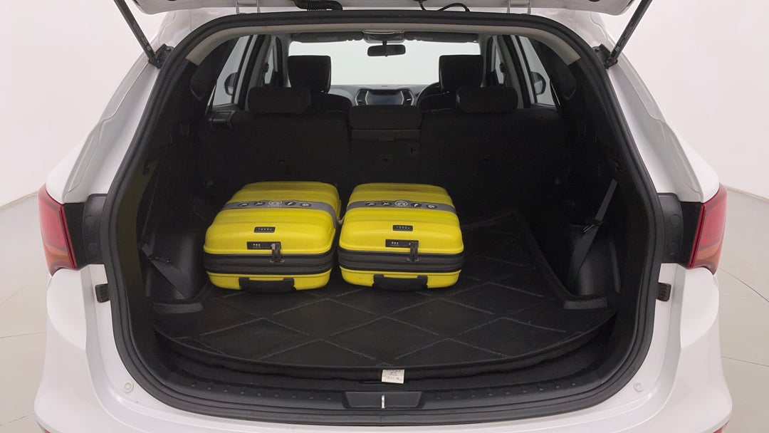 2016 Hyundai Santa Fe Active (4x4), Automatic, 94074 km, Boot Inside View with Luggage