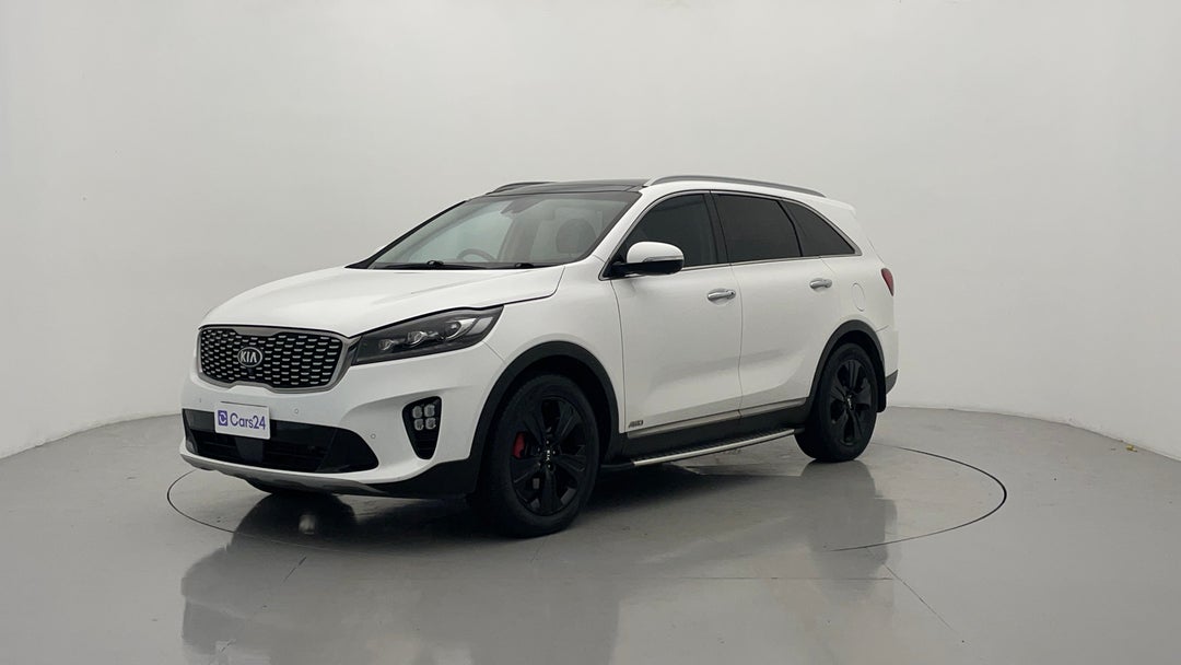 Left Front Diagonal (45- Degree) View