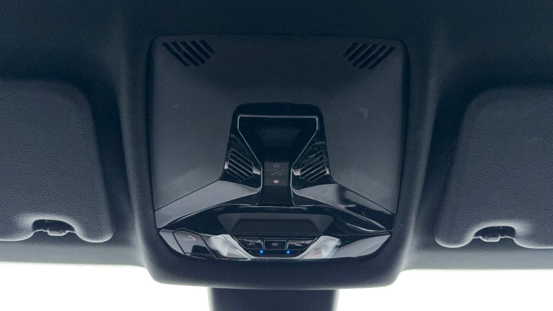 On-Roof Controls/Sunglass holder