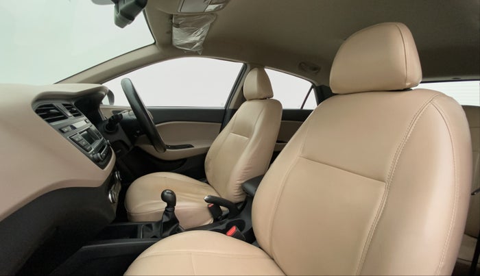 2017 Hyundai Elite i20 SPORTZ 1.2, Petrol, Manual, 87,748 km, Right Side Front Door Cabin