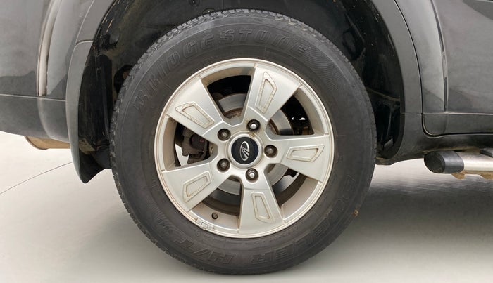 2013 Mahindra XUV500 W8, Diesel, Manual, 80,620 km, Right Rear Wheel