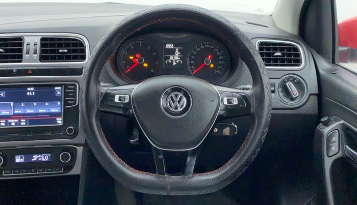 2019 Volkswagen Polo HIGH LINE PLUS 1.0, Petrol, Manual, 26,138 km, Steering Wheel Close-up