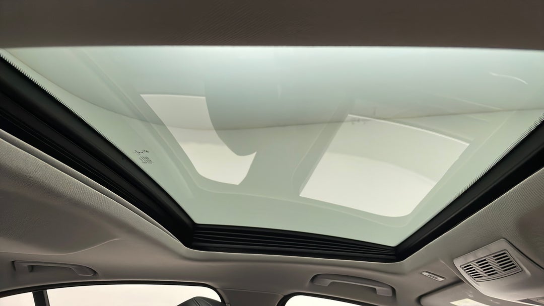 Interior Sunroof/Moonroof