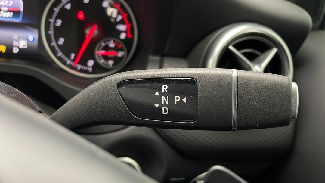 2017 Mercedes-benz A180 A180, Automatic, 57571 km, Gear Lever 