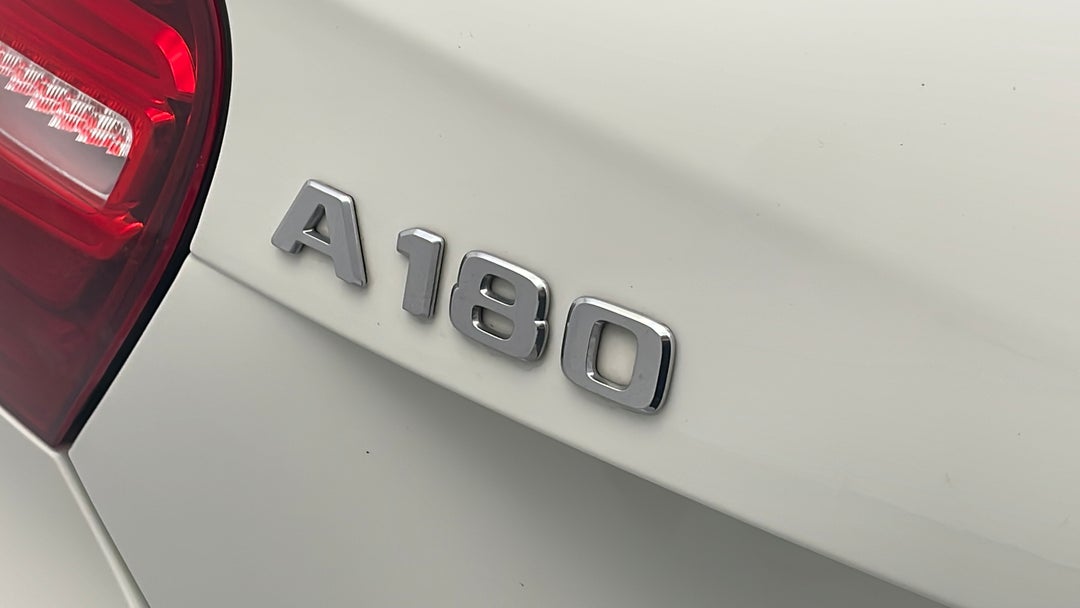 2017 Mercedes-benz A180 A180, Automatic, 57571 km, Badge (Boot Left Side)