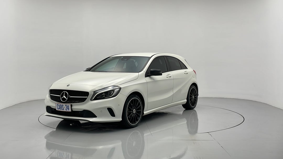 2017 Mercedes-benz A180 A180, Automatic, 57571 km, Left Front Diagonal (45- Degree) View