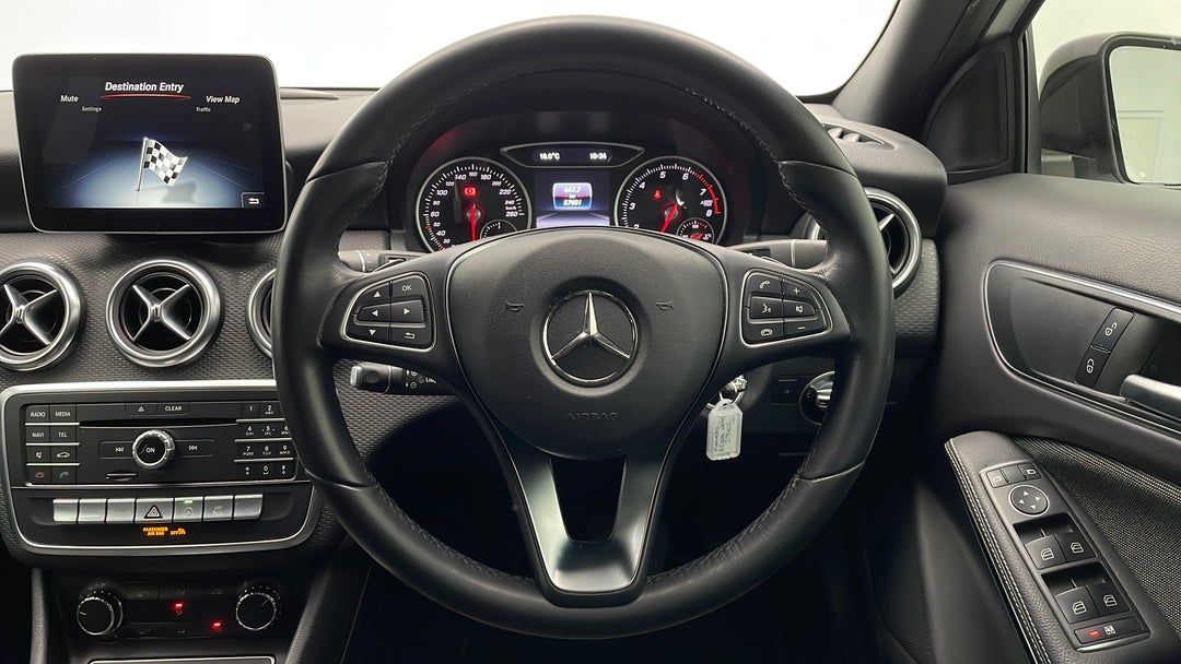 2017 Mercedes-benz A180 A180, Automatic, 57571 km, Steering Wheel Close-up