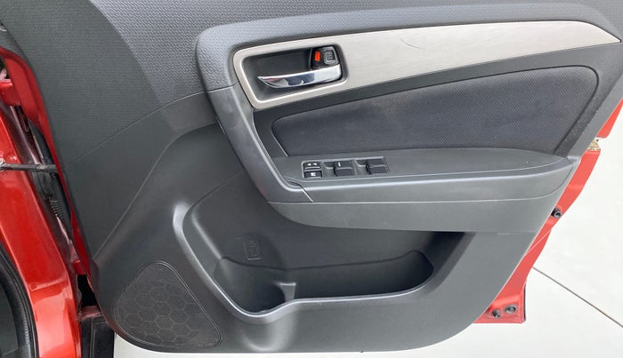 2016 Maruti Vitara Brezza ZDI PLUS, Diesel, Manual, 63,436 km, Driver Side Door Panels Control