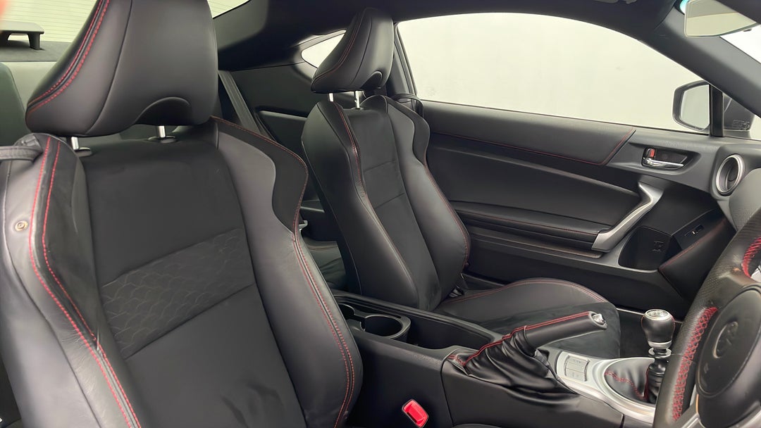 2015 Toyota 86 Gts, Manual, 31652 km, Right Side Front Door Cabin View