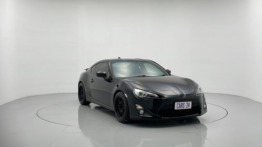 2015 Toyota 86 Gts, Manual, 31652 km, Right Front Diagonal (45- Degree) View