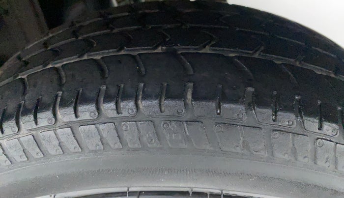 2017 Maruti Alto K10 VXI P, Petrol, Manual, 27,436 km, Left Rear Tyre Tread