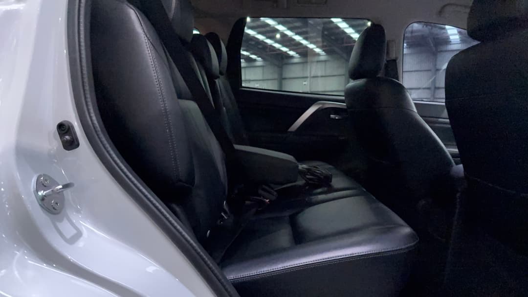 2022 Mitsubishi Pajero Sport Gsr (4WD) 7 Seat, Automatic, 108886 km, Right Side Rear Door Cabin View