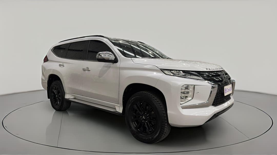 2022 Mitsubishi Pajero Sport Gsr (4WD) 7 Seat, Automatic, 108886 km, Right Front Diagonal (45- Degree) View