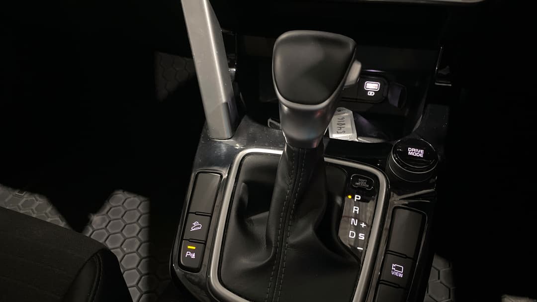 2020 Kia Seltos Sport+ (FWD), Automatic, 88940 km, Gear Lever 