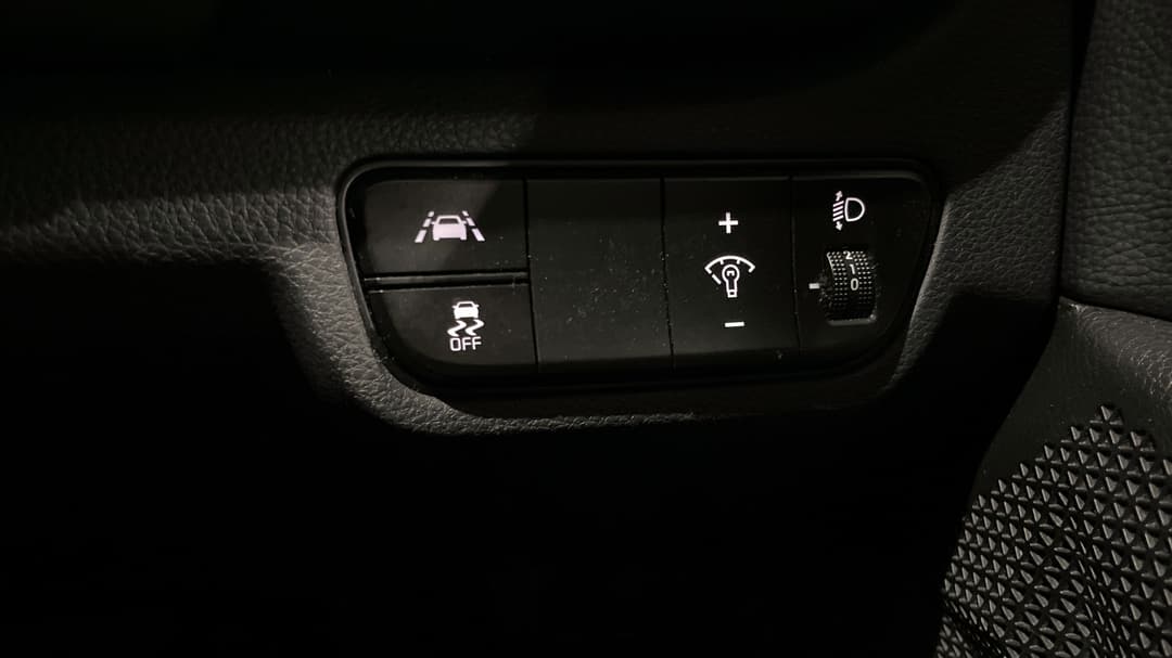 2020 Kia Seltos Sport+ (FWD), Automatic, 88940 km, Utility Switches/Buttons