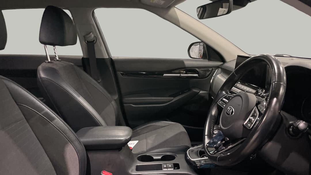 2020 Kia Seltos Sport+ (FWD), Automatic, 88940 km, Right Side Front Door Cabin View