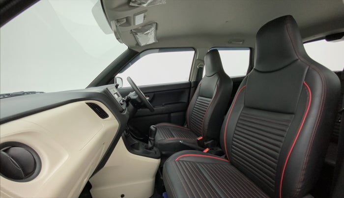 2022 Maruti New Wagon-R ZXI 1.2, Petrol, Manual, 20,371 km, Right Side Front Door Cabin