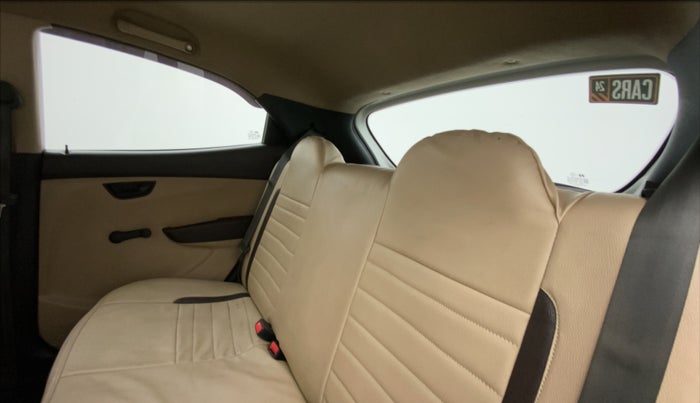 2014 Hyundai Eon ERA +, Petrol, Manual, 56,718 km, Right Side Rear Door Cabin