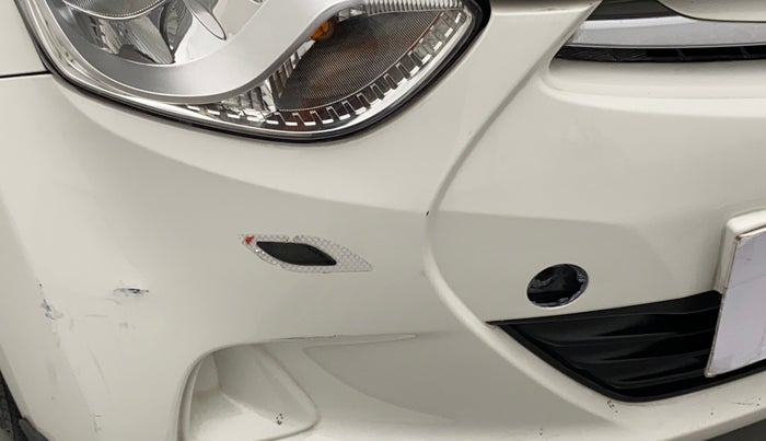 2014 Hyundai Eon ERA +, Petrol, Manual, 56,718 km, Front bumper - Graphic sticker