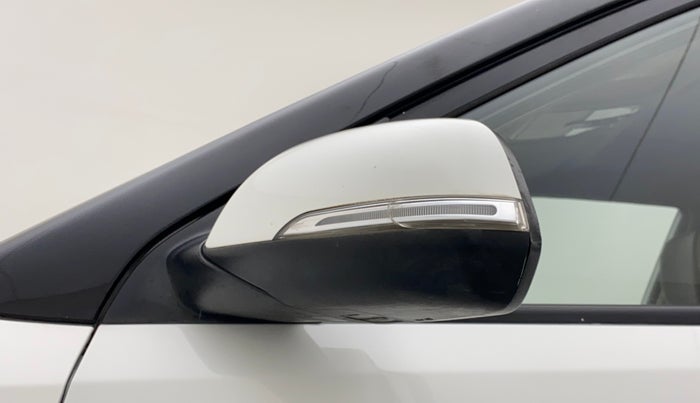2018 Hyundai Creta SX AT 1.6 PETROL, Petrol, Automatic, 62,620 km, Left rear-view mirror - Indicator light has minor damage