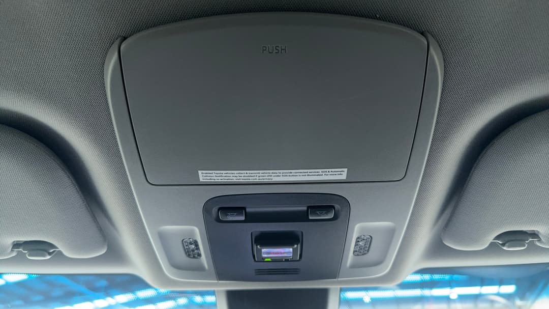 2023 Toyota Camry Ascent, Automatic, 40510 km, On-Roof Controls/Sunglass holder