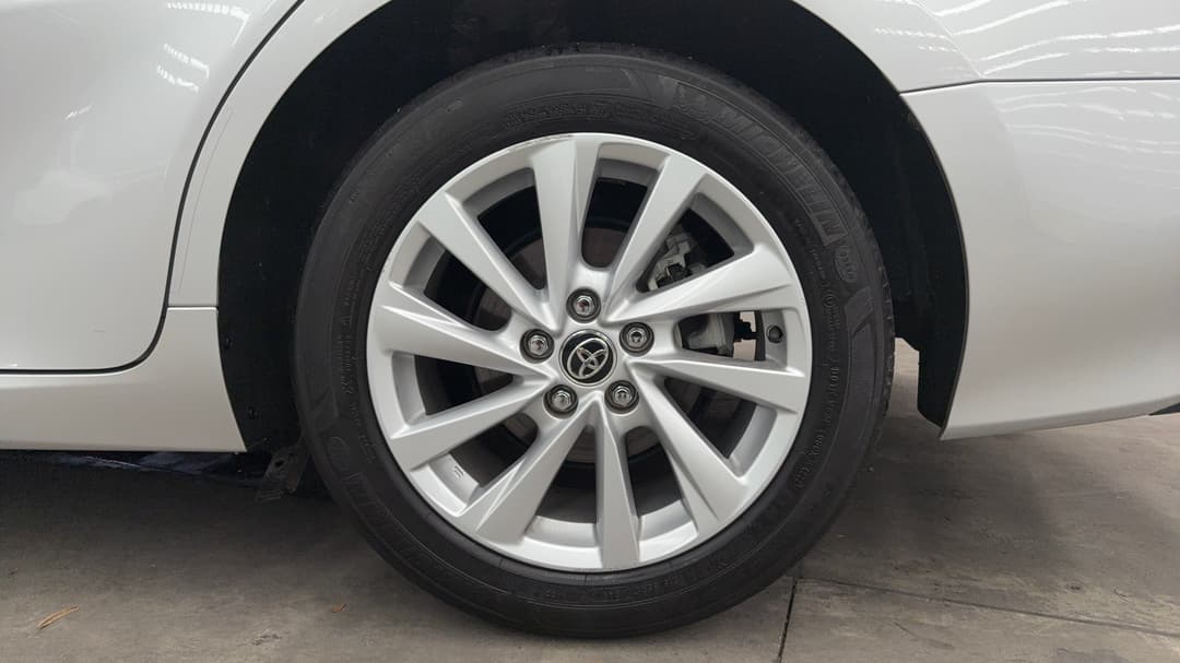 2023 Toyota Camry Ascent, Automatic, 40510 km, Left Rear Wheel