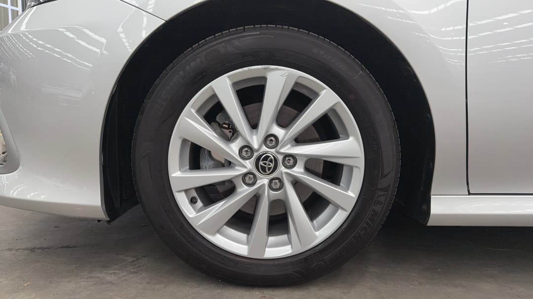 2023 Toyota Camry Ascent, Automatic, 40510 km, Left Front Wheel