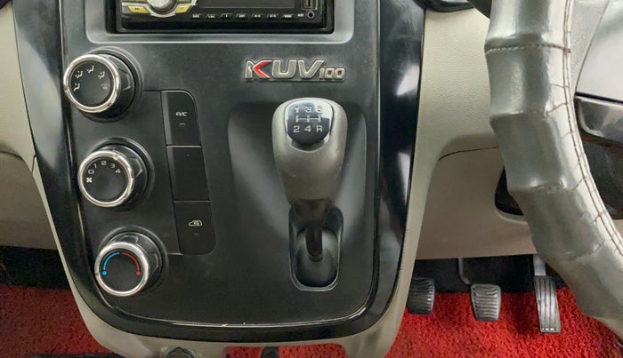 2017 Mahindra Kuv100 K2 6 STR, Petrol, Manual, 41,358 km, Gear Lever