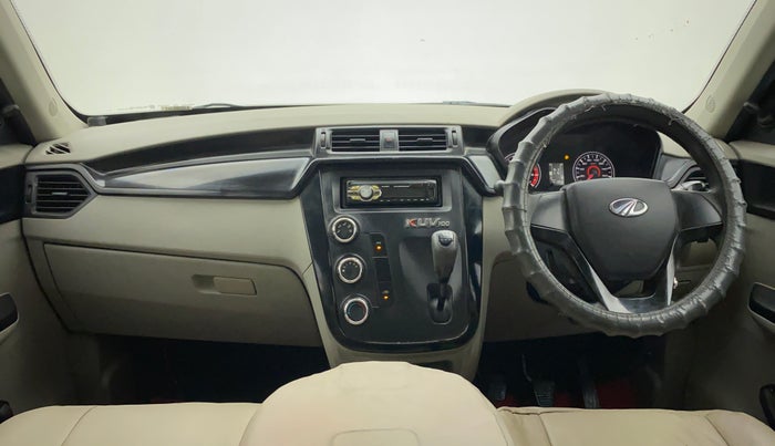 2017 Mahindra Kuv100 K2 6 STR, Petrol, Manual, 41,358 km, Dashboard
