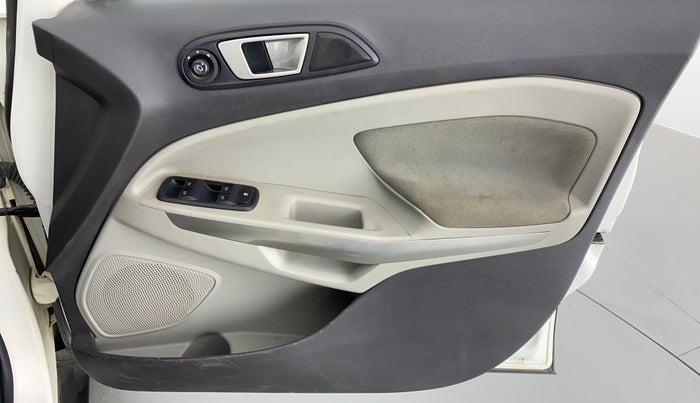 2015 Ford Ecosport 1.5 TREND TDCI, Diesel, Manual, 79,648 km, Driver Side Door Panels Control
