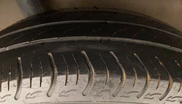 2018 Honda Amaze 1.2L I-VTEC V, Petrol, Manual, 39,114 km, Right Rear Tyre Tread