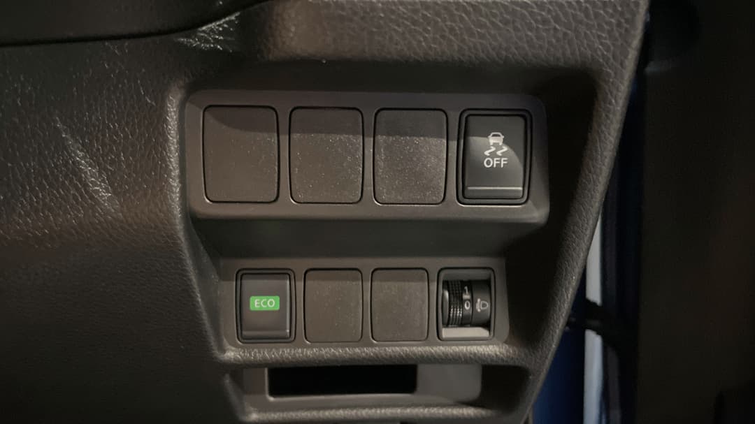2018 Nissan X-trail St (2WD), Automatic, 83957 km, Utility Switches/Buttons