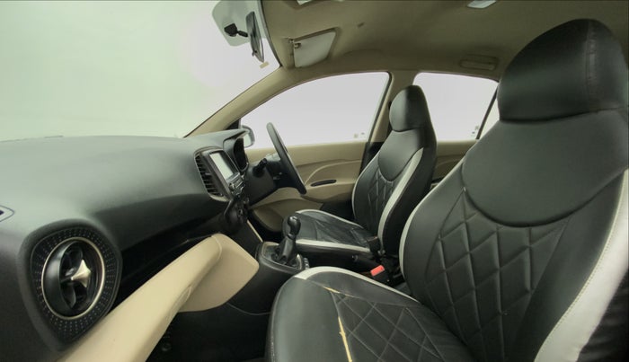 2019 Hyundai NEW SANTRO SPORTZ MT, Petrol, Manual, 46,370 km, Right Side Front Door Cabin