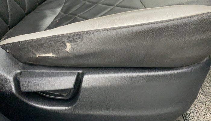 2019 Hyundai NEW SANTRO SPORTZ MT, Petrol, Manual, 46,370 km, Driver Side Adjustment Panel