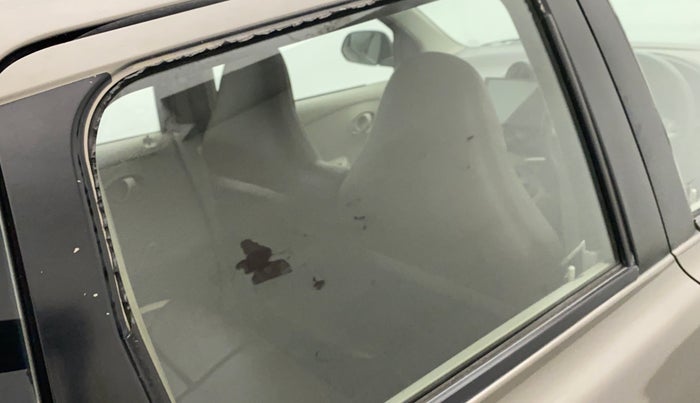 2015 Datsun Go Plus T, Petrol, Manual, 50,693 km, Right rear door - Weather strip has minor damage