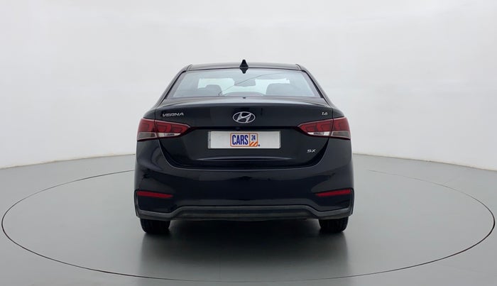 2018 Hyundai Verna 1.6 SX VTVT AT (O), Petrol, Automatic, 37,483 km, Back/Rear