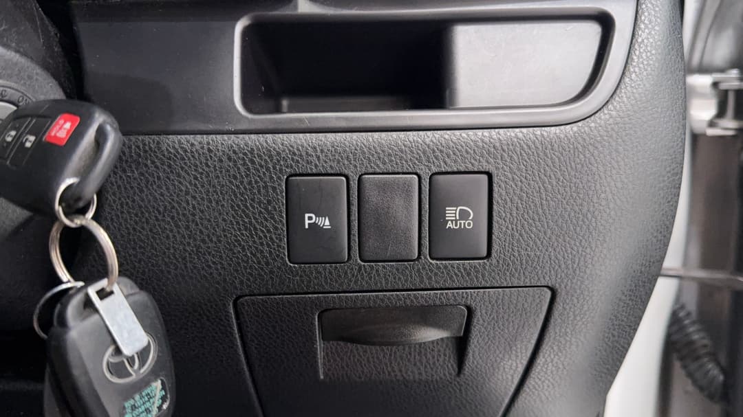 2018 Toyota Kluger Gx (4x4), Automatic, 106795 km, Utility Switches/Buttons