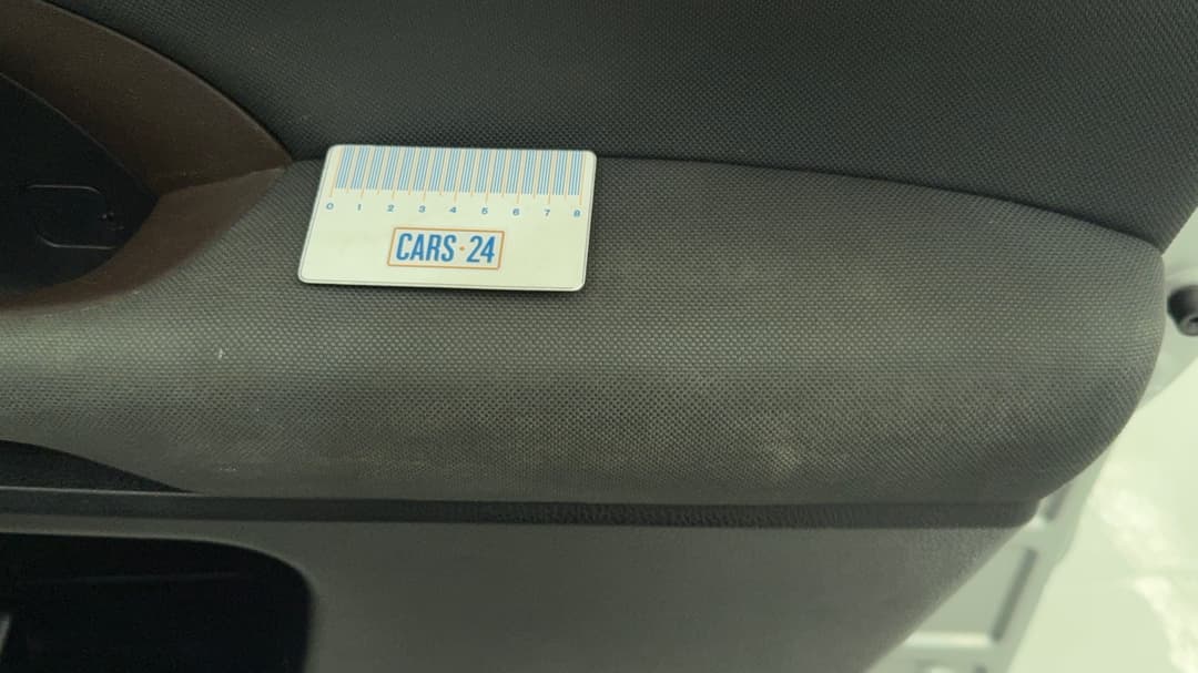 2018 Toyota Kluger Gx (4x4), Automatic, 106795 km, Door Interior Front RHS Stain
