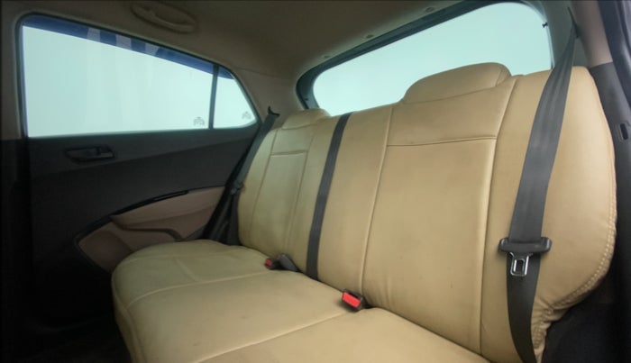 2015 Hyundai Grand i10 MAGNA 1.2 VTVT, Petrol, Manual, 35,482 km, Right Side Rear Door Cabin