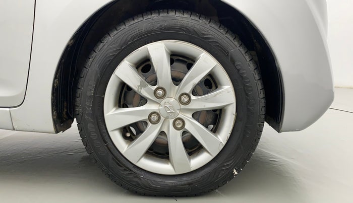 2013 Hyundai Eon MAGNA +, Petrol, Manual, 35,929 km, Right Front Wheel
