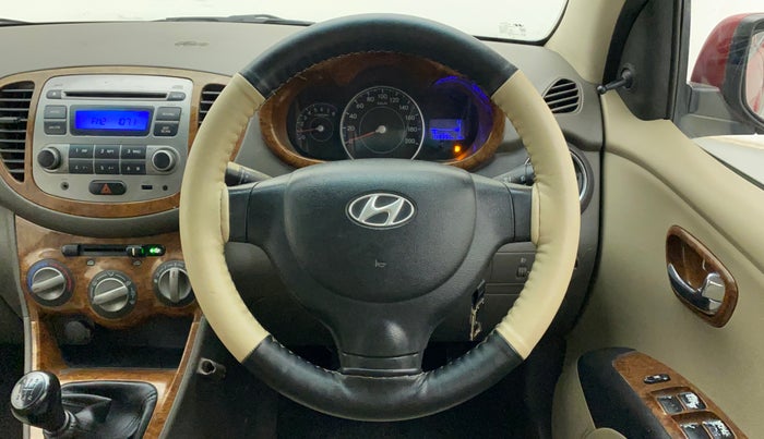 2011 Hyundai i10 MAGNA 1.1, Petrol, Manual, 63,415 km, Steering Wheel Close Up