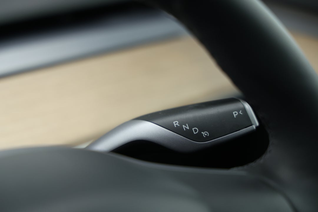 2023 Tesla Model 3 Rear-wheel Drive, Automatic, 81841 km, Gear Lever 