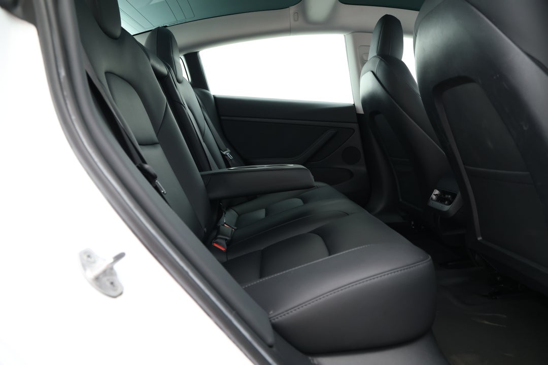 2023 Tesla Model 3 Rear-wheel Drive, Automatic, 81841 km, Right Side Rear Door Cabin View