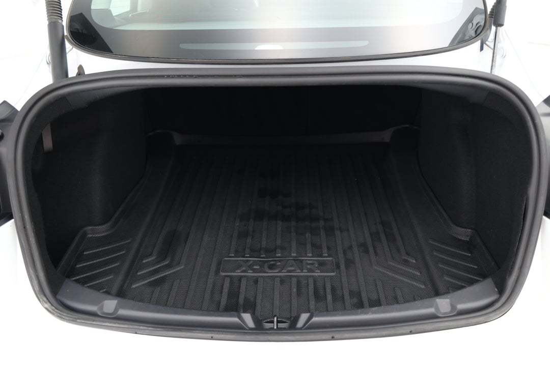 2023 Tesla Model 3 Rear-wheel Drive, Automatic, 81841 km, Boot Inside View