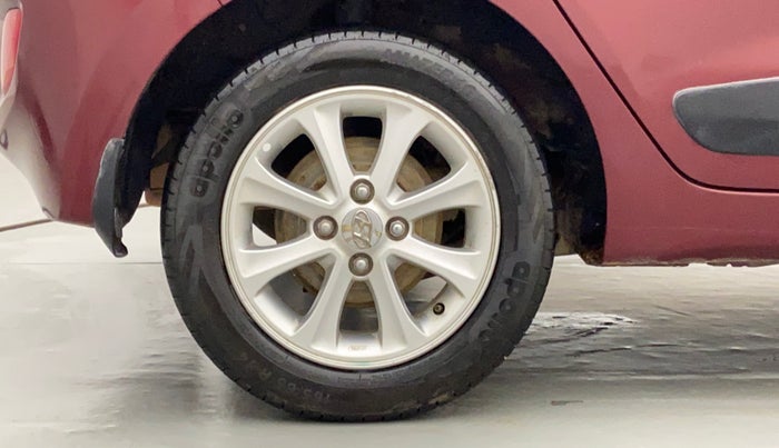 2014 Hyundai Grand i10 ASTA 1.2 AT VTVT, Petrol, Automatic, 80,080 km, Right Rear Wheel